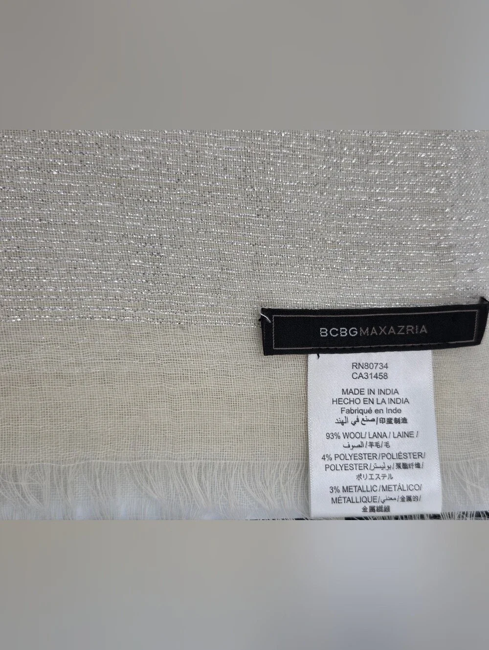 NWOT Bcbg maxazria White Beige Rectangle Scarf Large Shawl Wrap